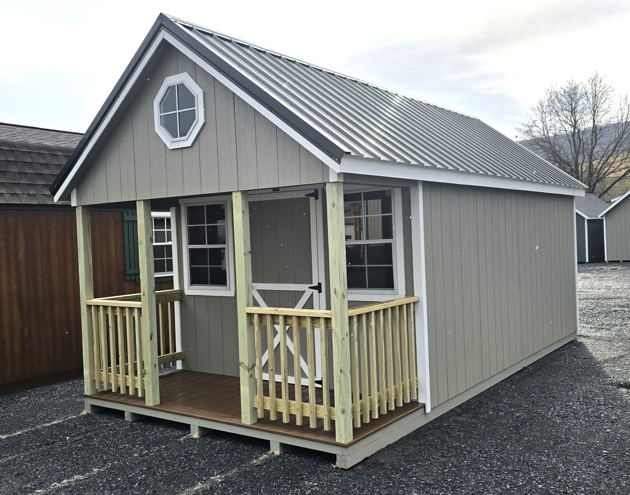Backyard Cabin Cottage   #M26-584